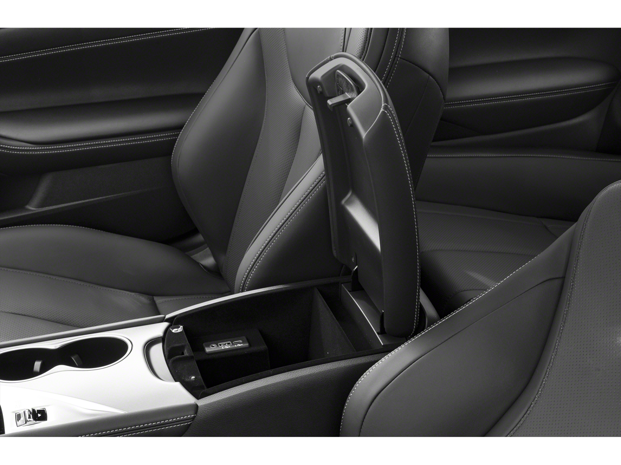 2022 INFINITI Q60 LUXE AWD!