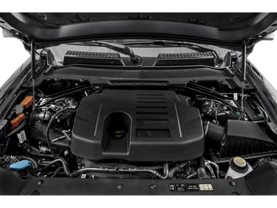 2023 Land Rover Defender 130 SE