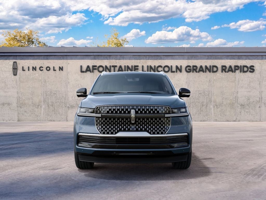 2027 Lincoln Navigator Reserve InTransit