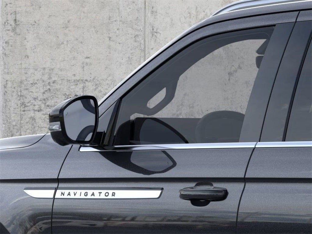2026 Lincoln Navigator Reserve InTransit