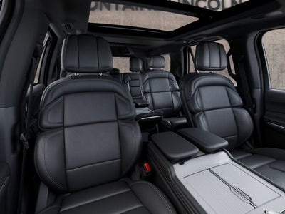 2027 Lincoln Navigator Reserve InTransit