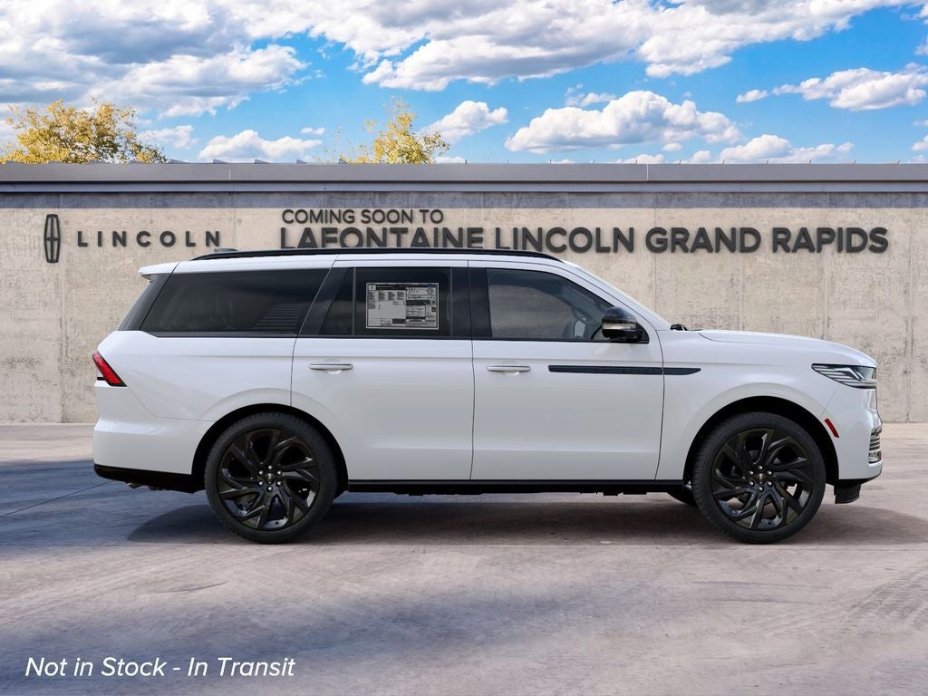 2027 Lincoln Navigator Reserve InTransit