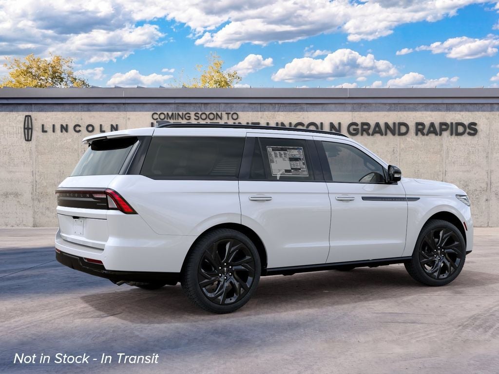 2027 Lincoln Navigator Reserve InTransit