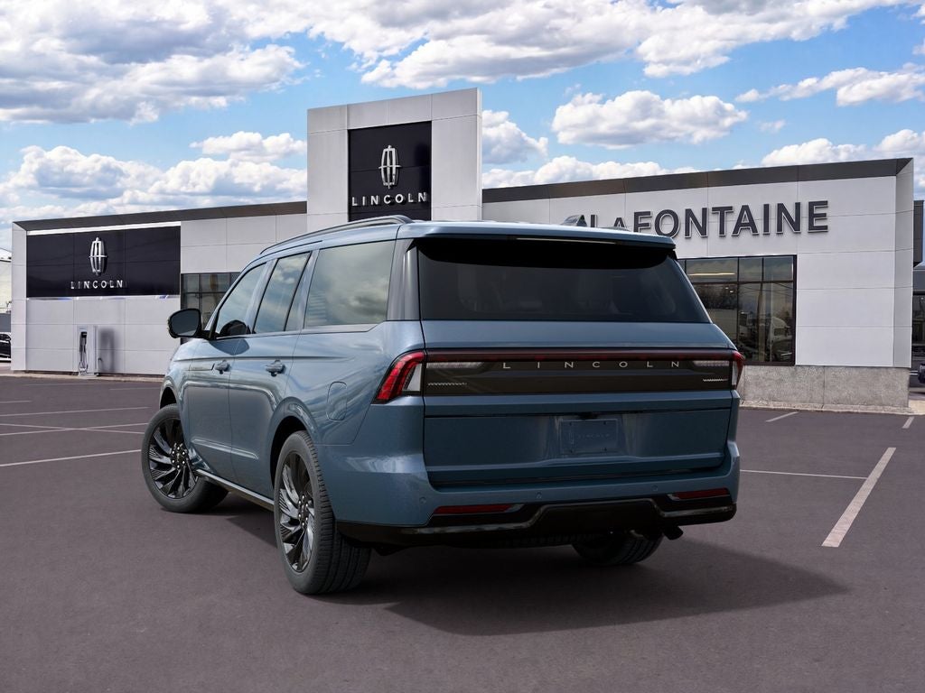 2027 Lincoln Navigator Reserve