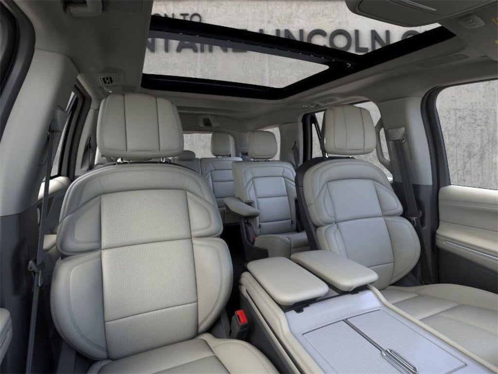 2026 Lincoln Navigator Reserve InTransit