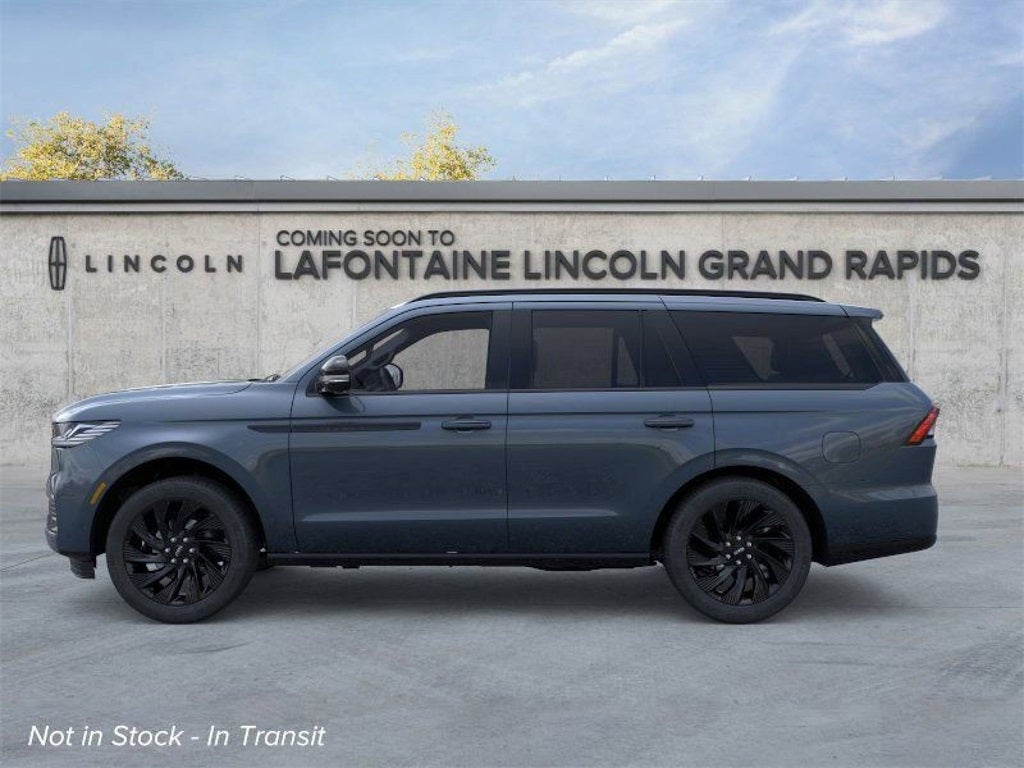 2026 Lincoln Navigator Reserve InTransit