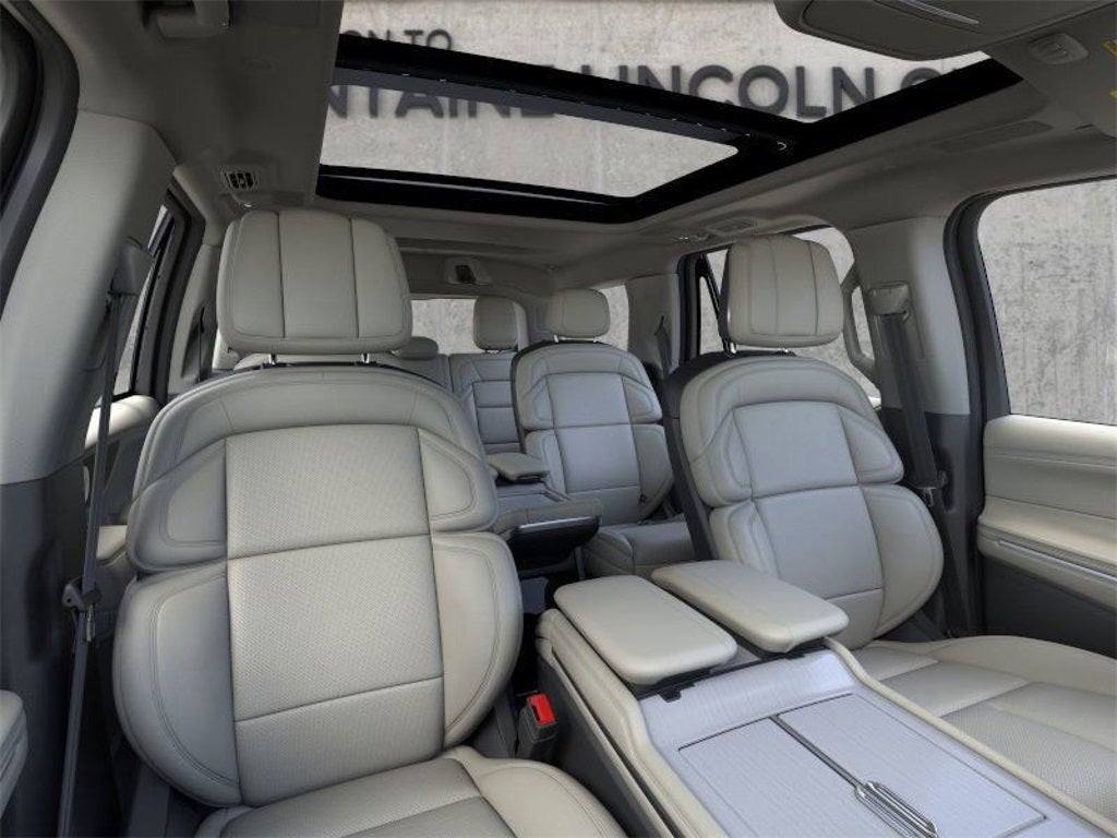 2026 Lincoln Navigator Reserve InTransit