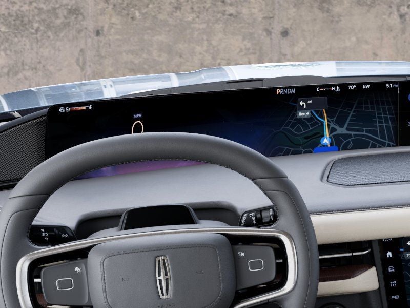 2027 Lincoln Navigator Premiere InTransit