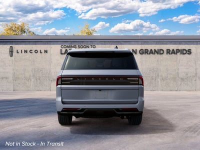 2027 Lincoln Navigator Premiere InTransit