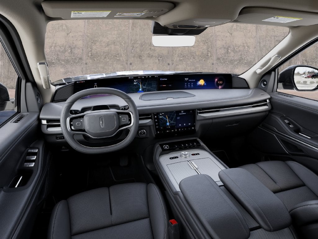 2027 Lincoln Navigator L Reserve InTransit