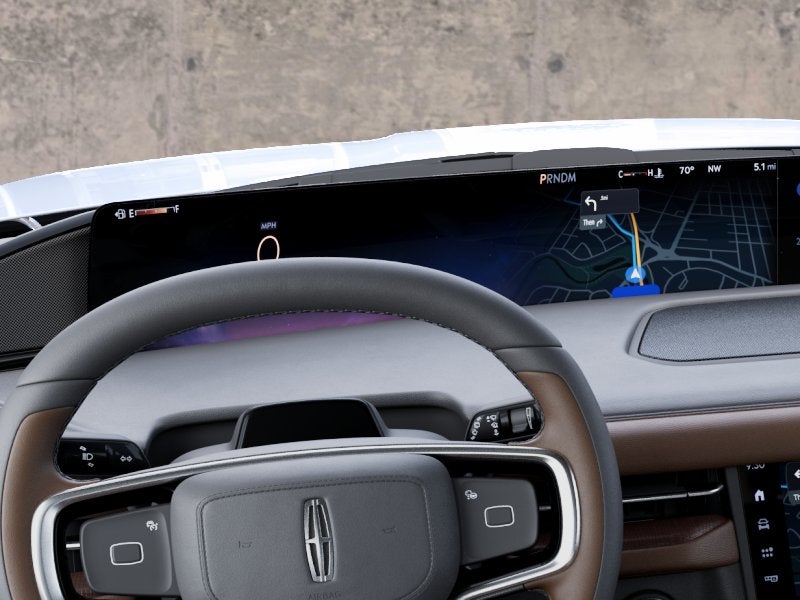 2027 Lincoln Navigator L Reserve InTransit