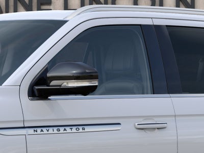 2027 Lincoln Navigator L Reserve InTransit