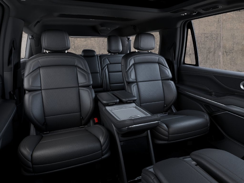 2027 Lincoln Navigator L Reserve InTransit