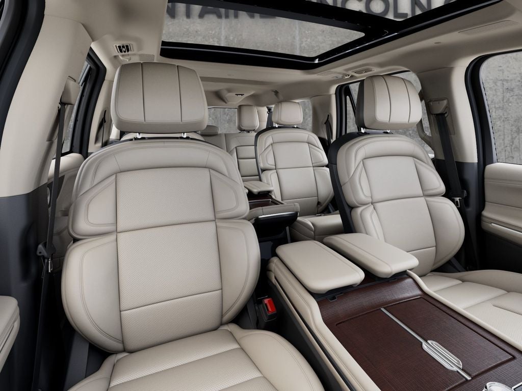 2027 Lincoln Navigator L Reserve InTransit