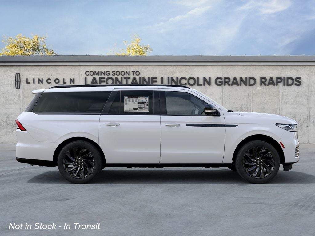 2027 Lincoln Navigator L Reserve InTransit