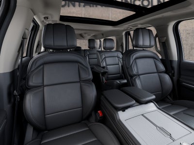 2027 Lincoln Navigator L Reserve InTransit