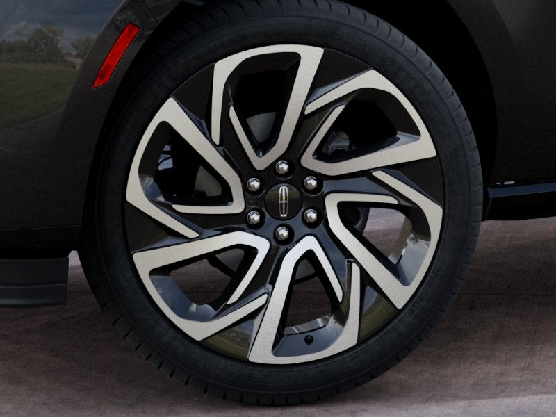 2027 Lincoln Navigator L Reserve InTransit