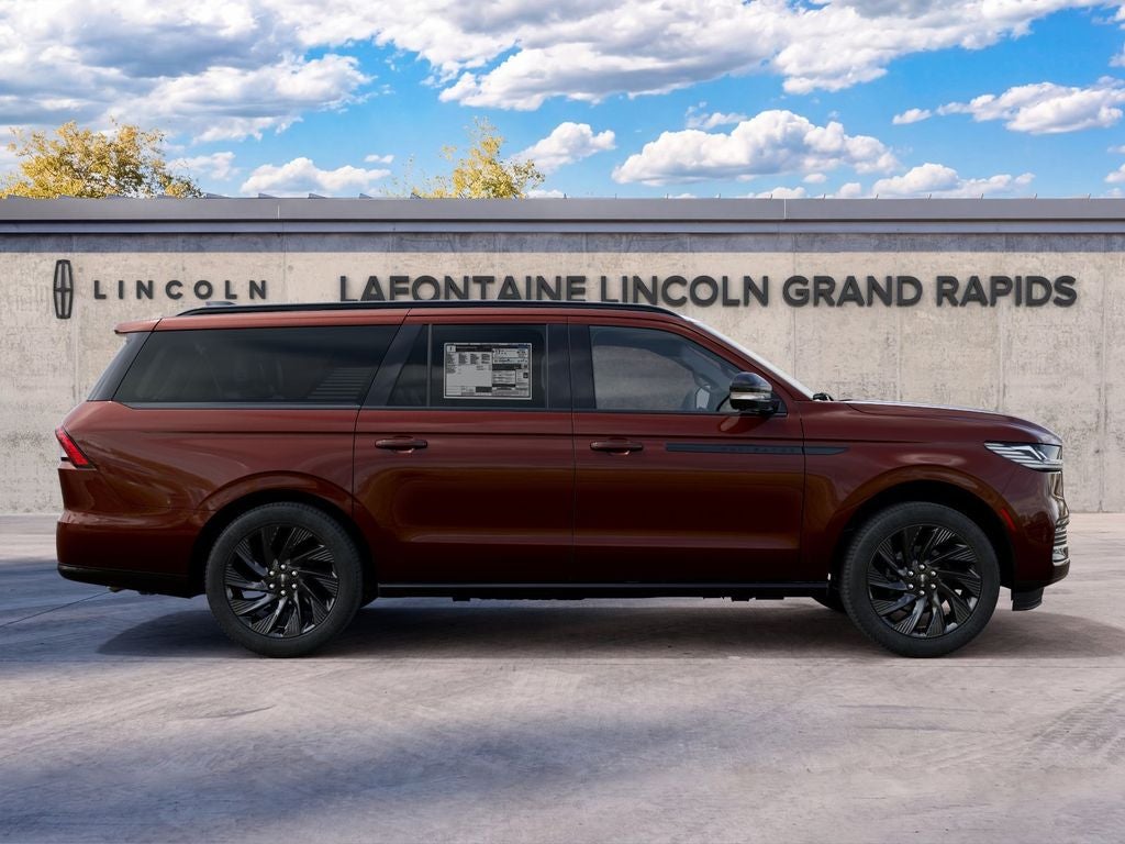 2027 Lincoln Navigator L Reserve InTransit