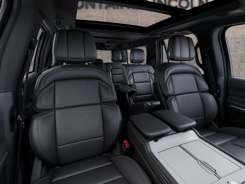 2027 Lincoln Navigator L Reserve