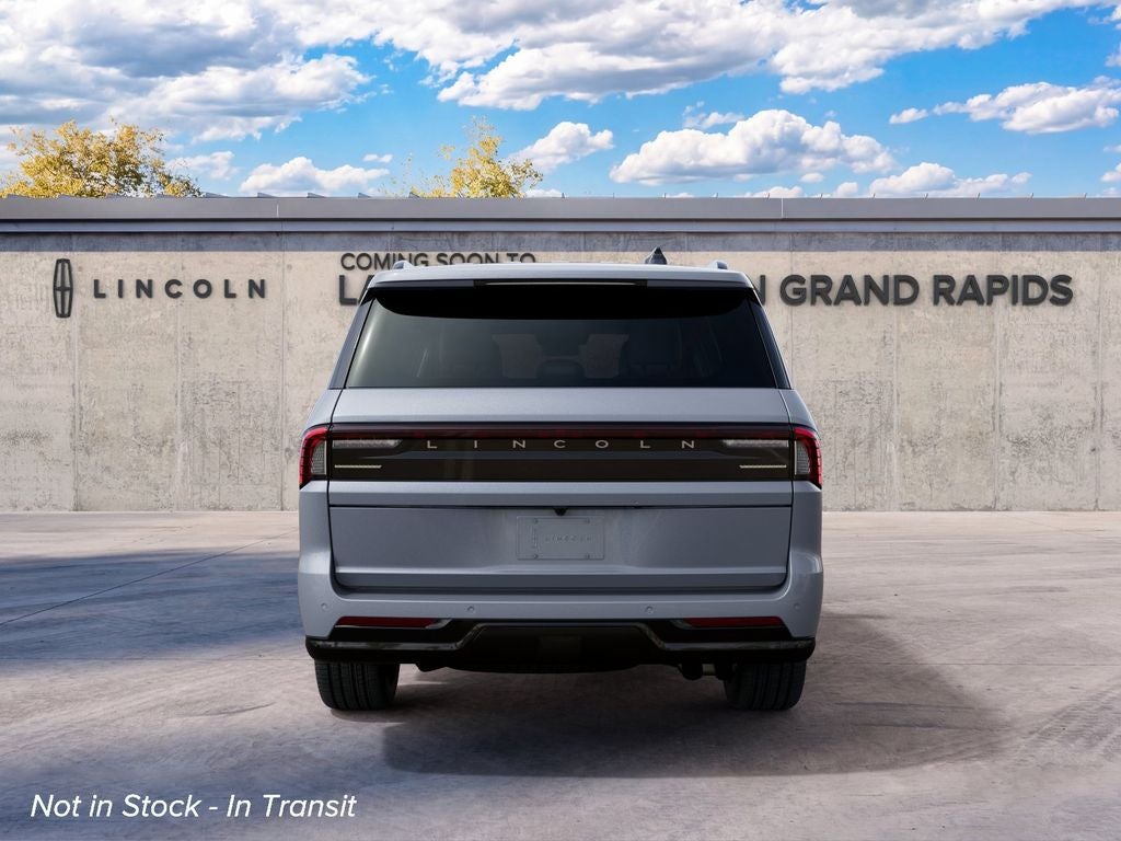2027 Lincoln Navigator L Reserve