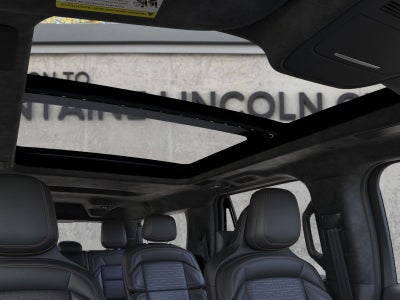2026 Lincoln Navigator L Black Label InTransit