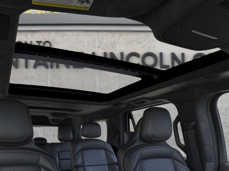 2026 Lincoln Navigator L Black Label InTransit