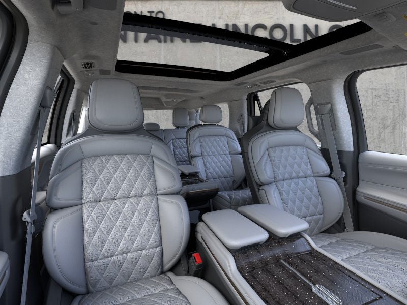 2026 Lincoln Navigator L Black Label InTransit