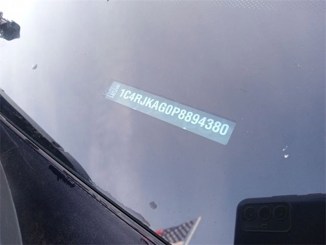 2023 Jeep Grand Cherokee L Laredo