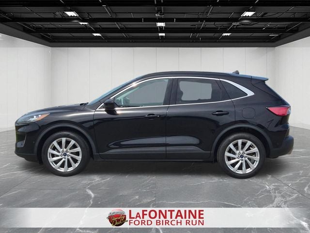 2022 Ford Escape Hybrid Titanium
