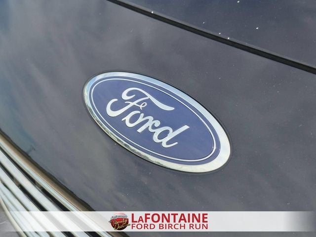 2022 Ford Escape Hybrid Titanium