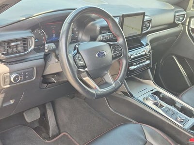 2022 Ford Explorer ST-Line