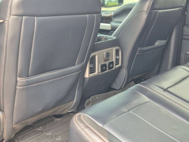 2022 Ford F-350SD Lariat