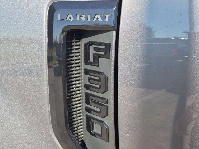 2022 Ford F-350SD Lariat