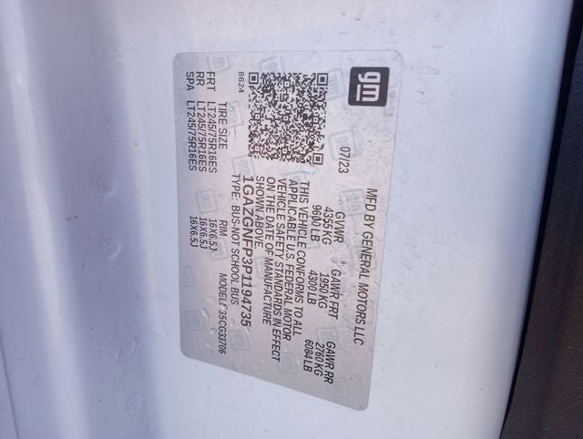 2023 Chevrolet Express 3500 LS Passenger