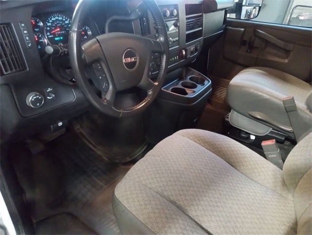 2022 GMC Savana 3500 Work Van