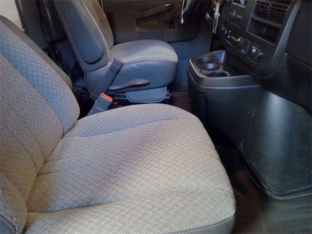 2022 GMC Savana 3500 Work Van