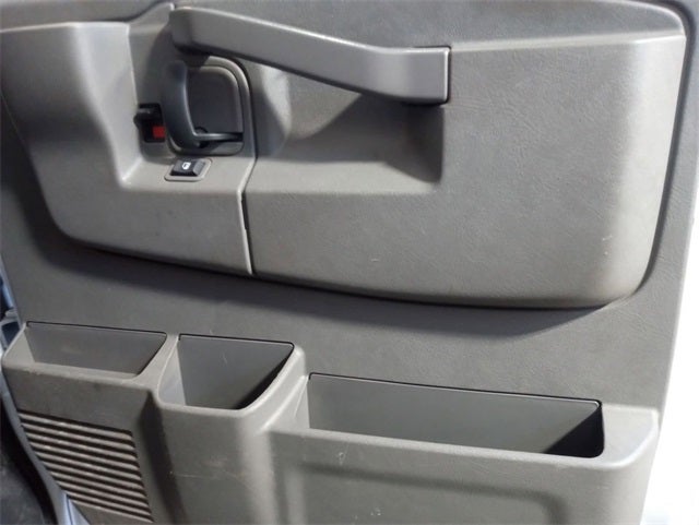 2022 GMC Savana 3500 Work Van