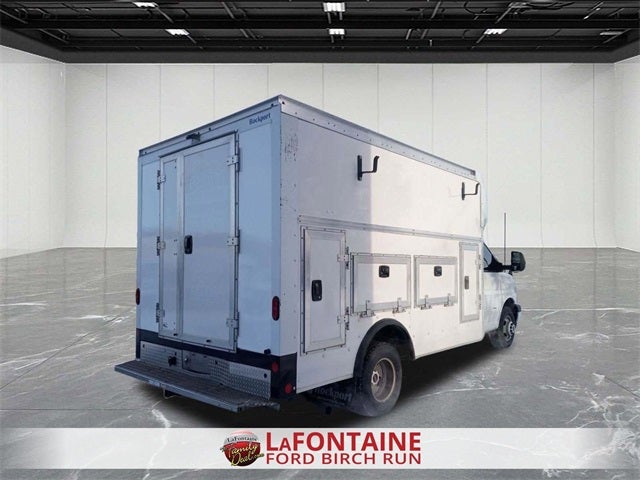 2022 GMC Savana 3500 Work Van