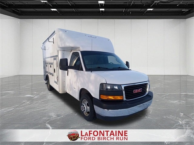 2022 GMC Savana 3500 Work Van