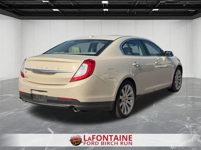 2015 Lincoln MKS Base