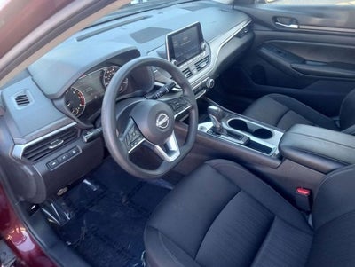 2024 Nissan Altima 2.5 SV