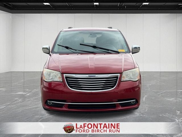 2014 Chrysler Town & Country Touring-L