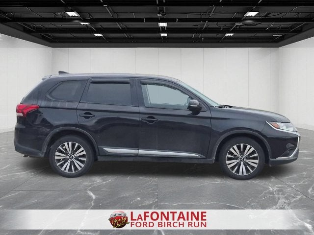 2019 Mitsubishi Outlander SE