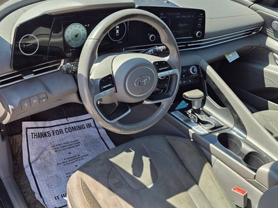 2022 Hyundai Elantra SEL