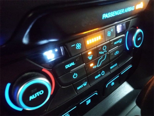 2022 Ford Transit Connect XLT