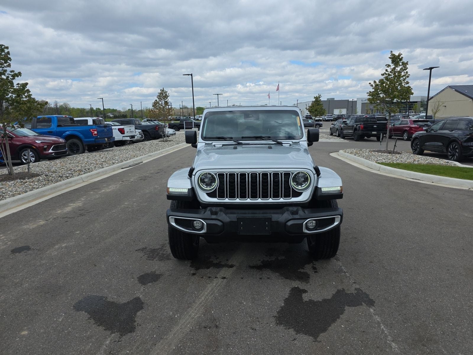 2024 Jeep Wrangler Sahara