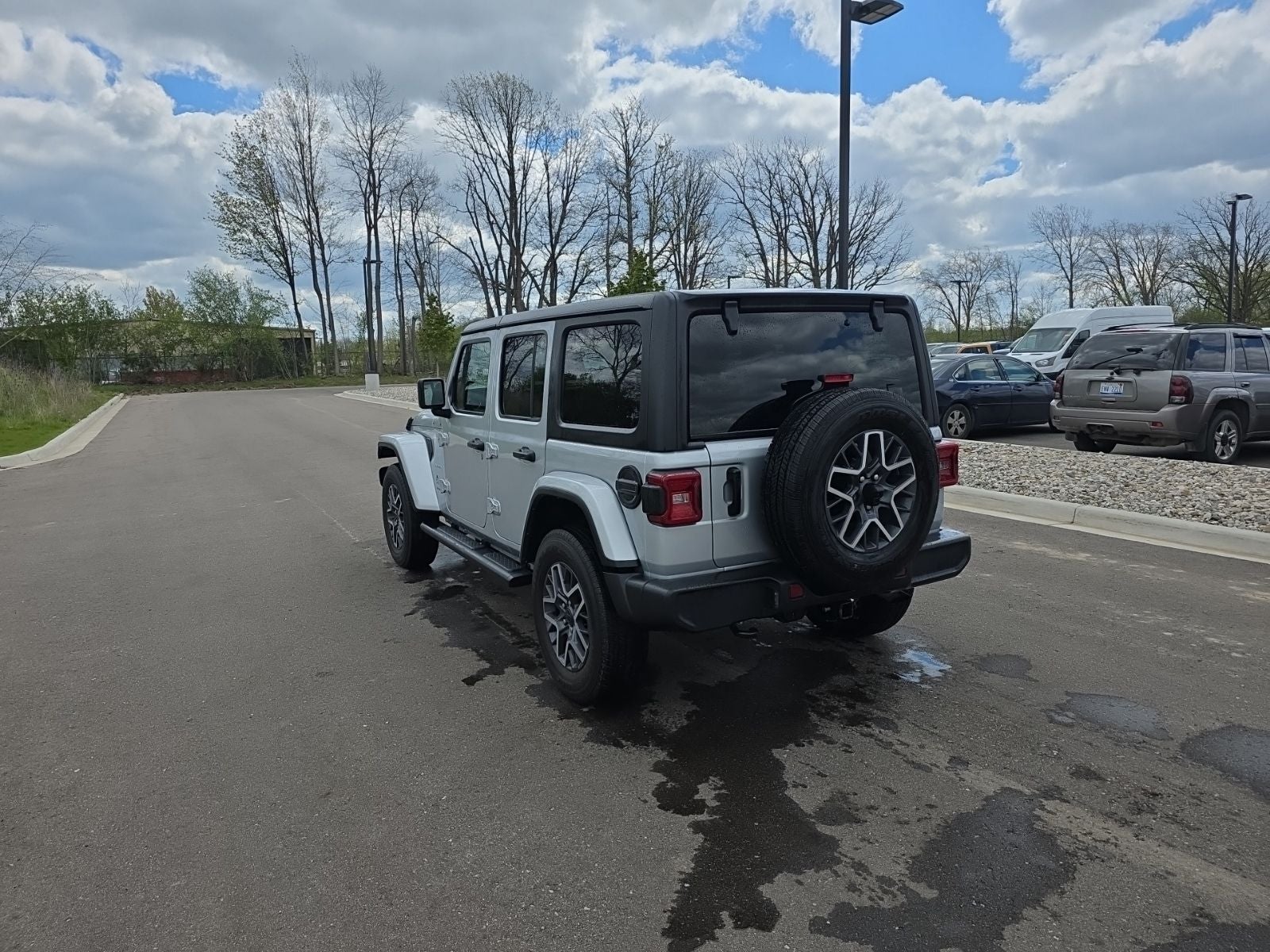 2024 Jeep Wrangler Sahara