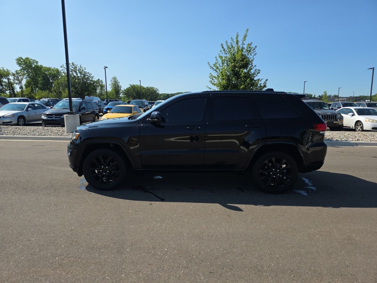 2020 Jeep Grand Cherokee Altitude