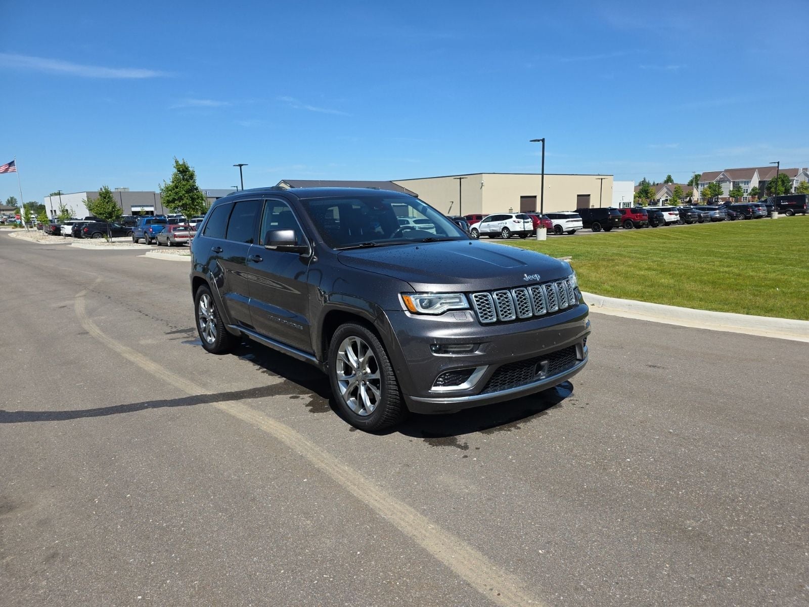 2019 Jeep Grand Cherokee Summit
