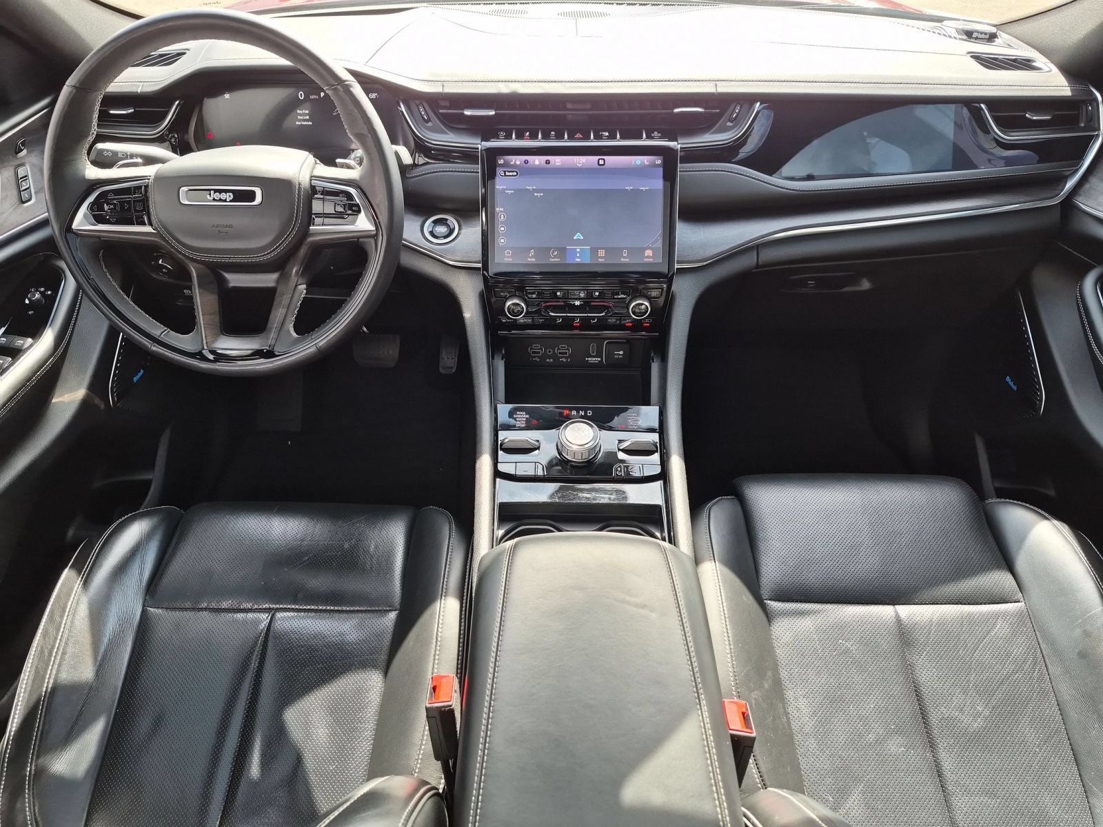 2023 Jeep Grand Cherokee Overland 4X4